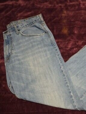 American Eagle. Light Blue Jeans